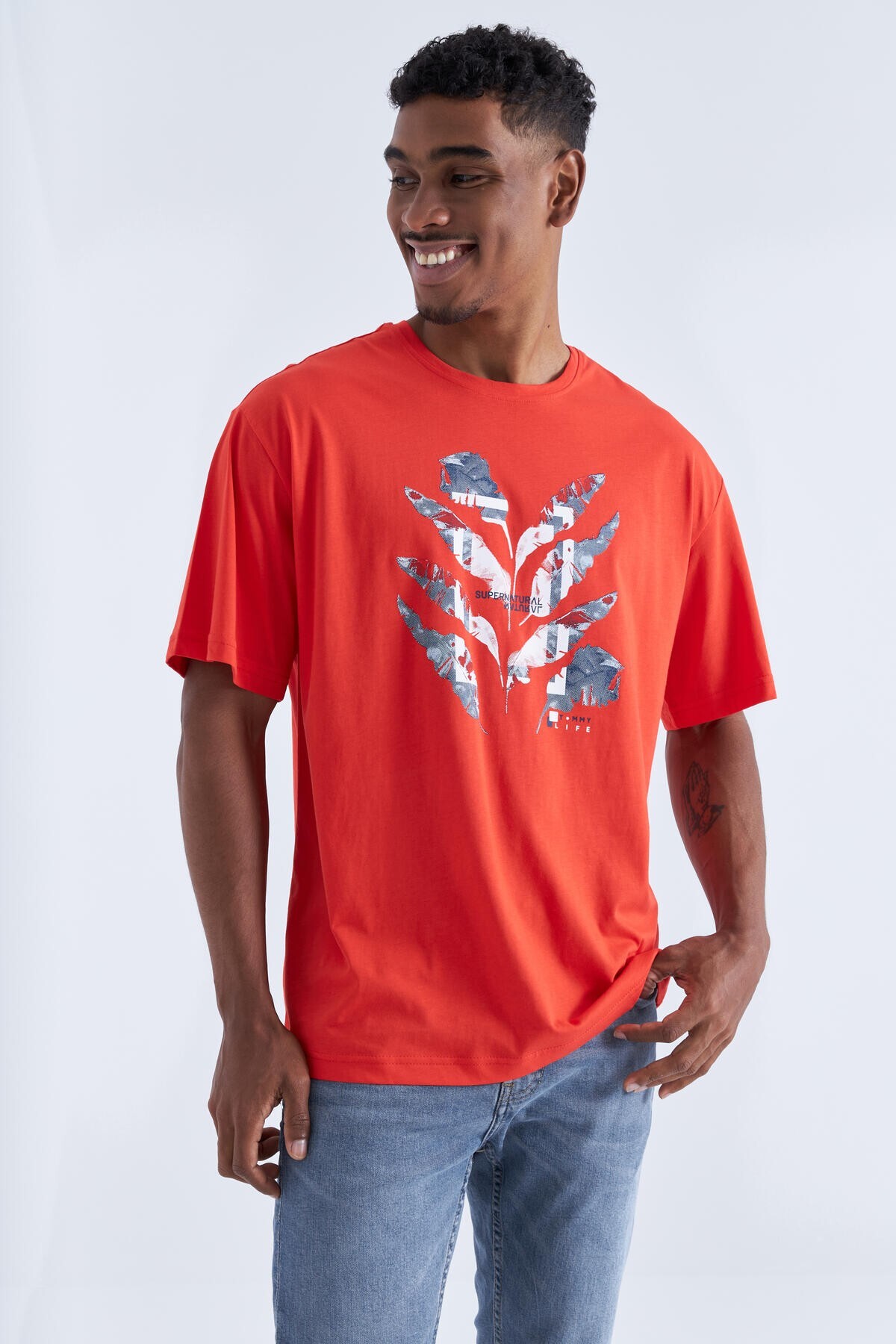 Tommy Life Men's Oversized T-Shirt