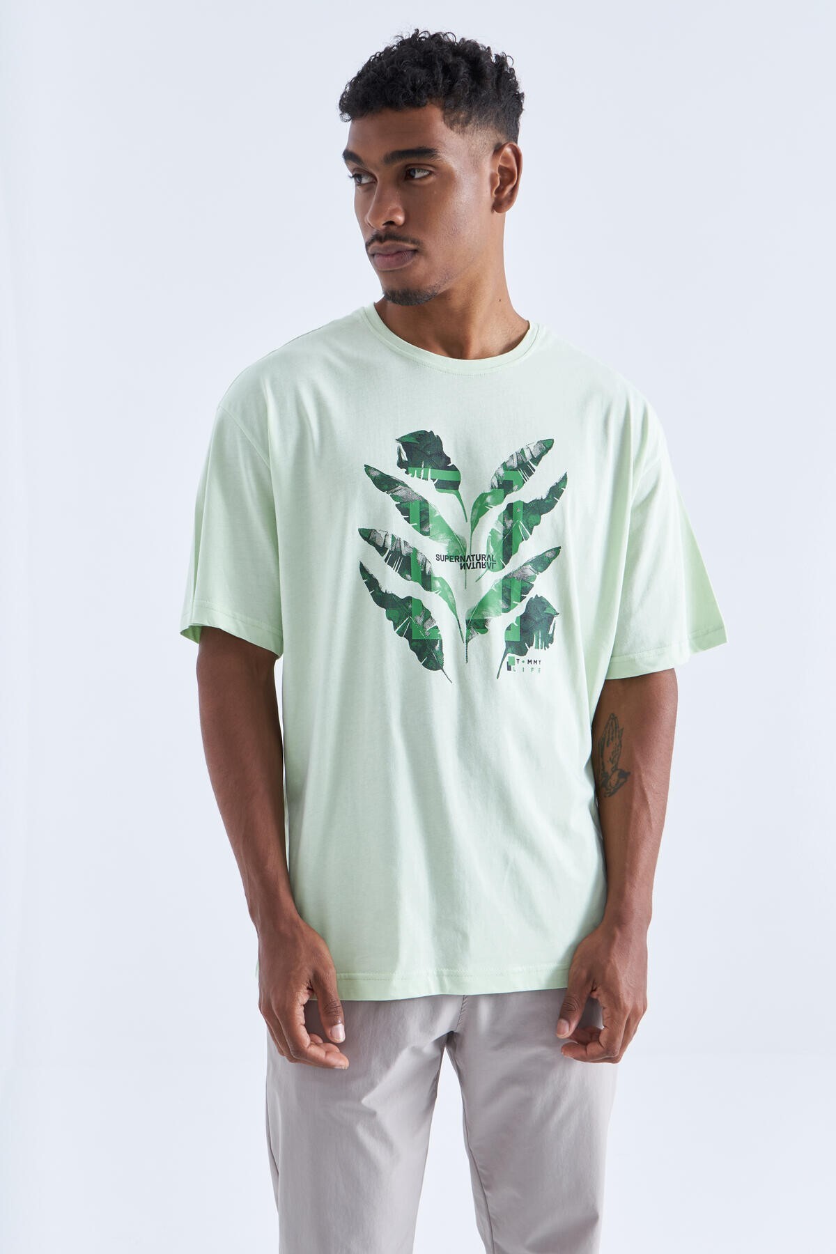 Tommy Life Men's Oversized T-Shirt