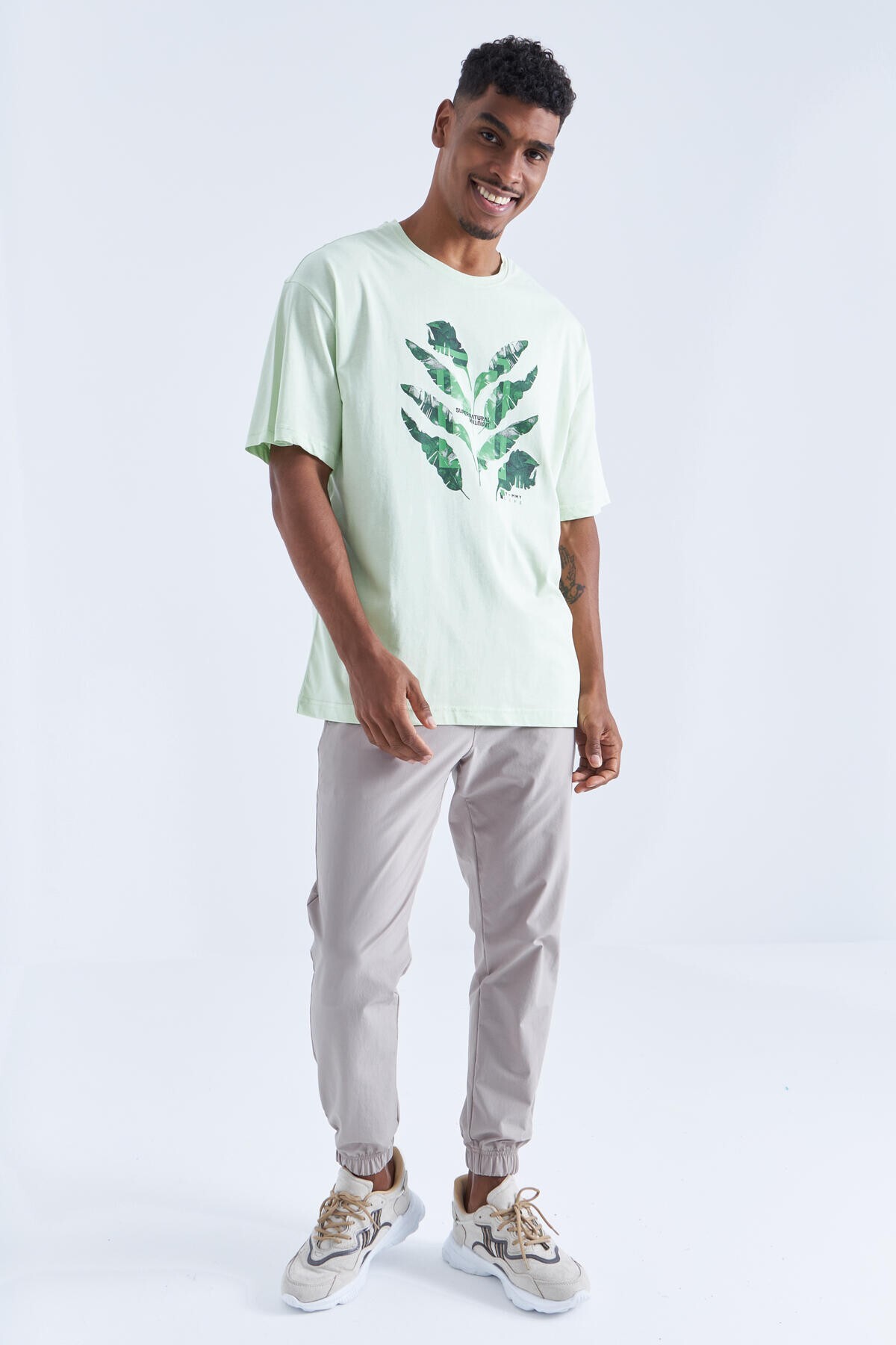 Tommy Life Men's Oversized T-Shirt