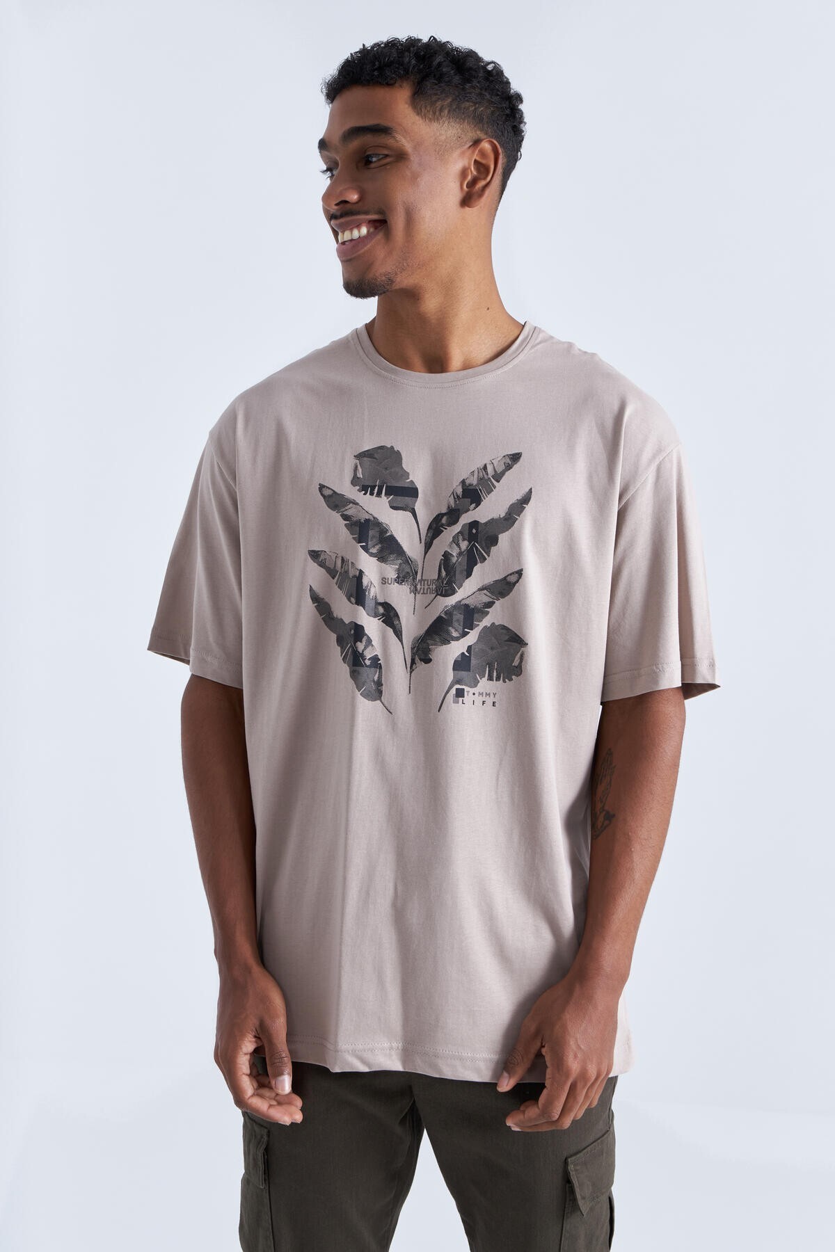 Tommy Life Men's Oversized T-Shirt