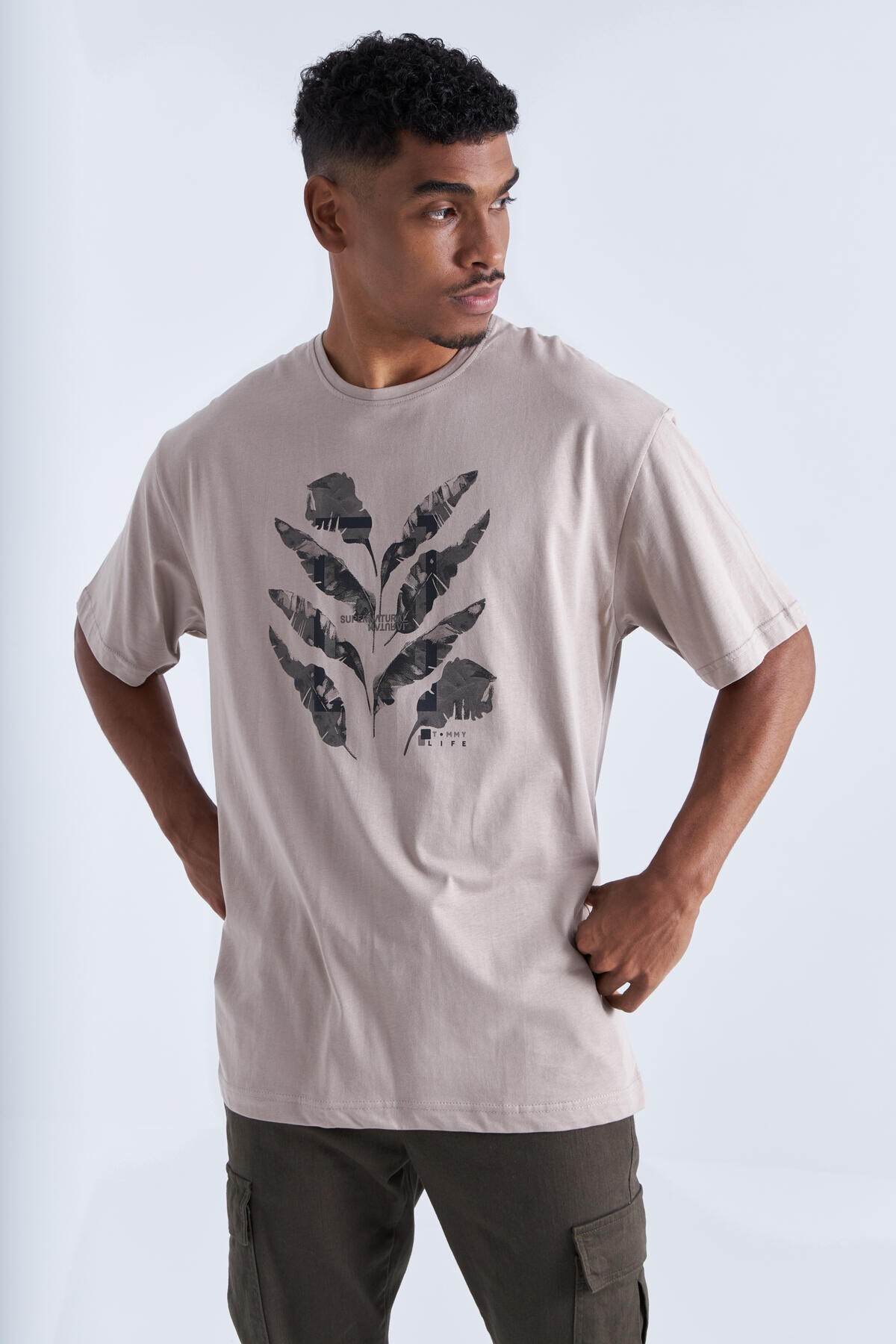 Tommy Life Men's Oversized T-Shirt