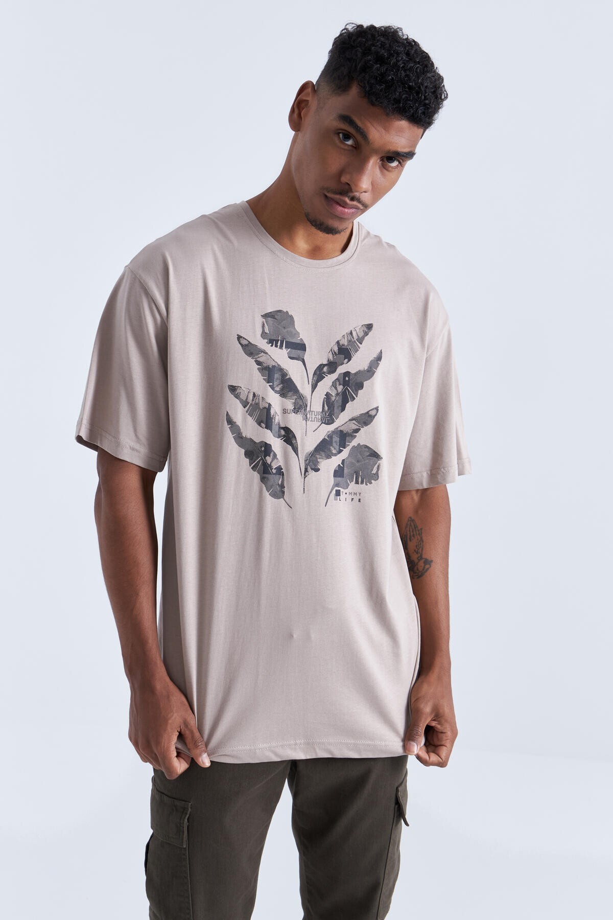 Tommy Life Men's Oversized T-Shirt