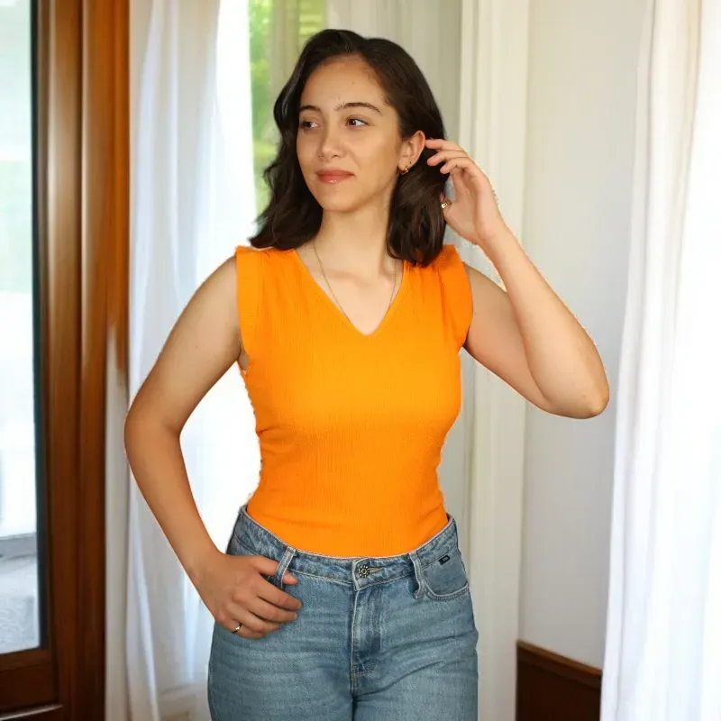 Women's Cropped T-shirt