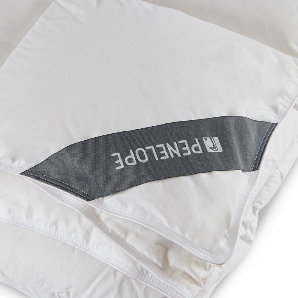 Penelope Gold 8,5 Tog Goose Down Duvet Double 195*215