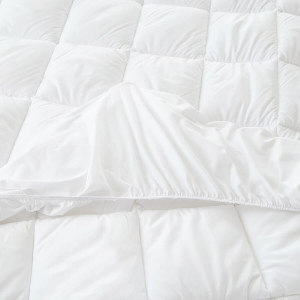 Penelope Thermolite Easy Care Topper