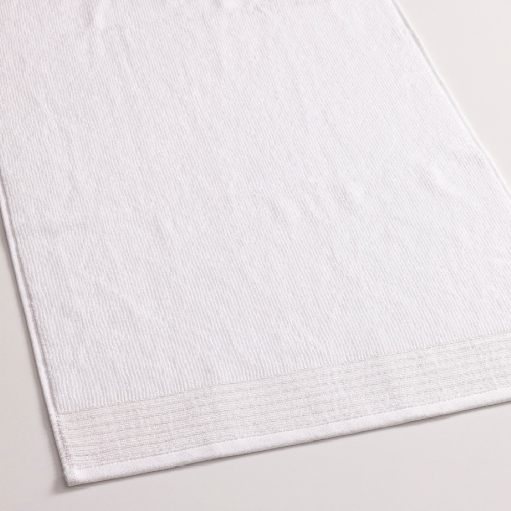 Penelope Glow Towel