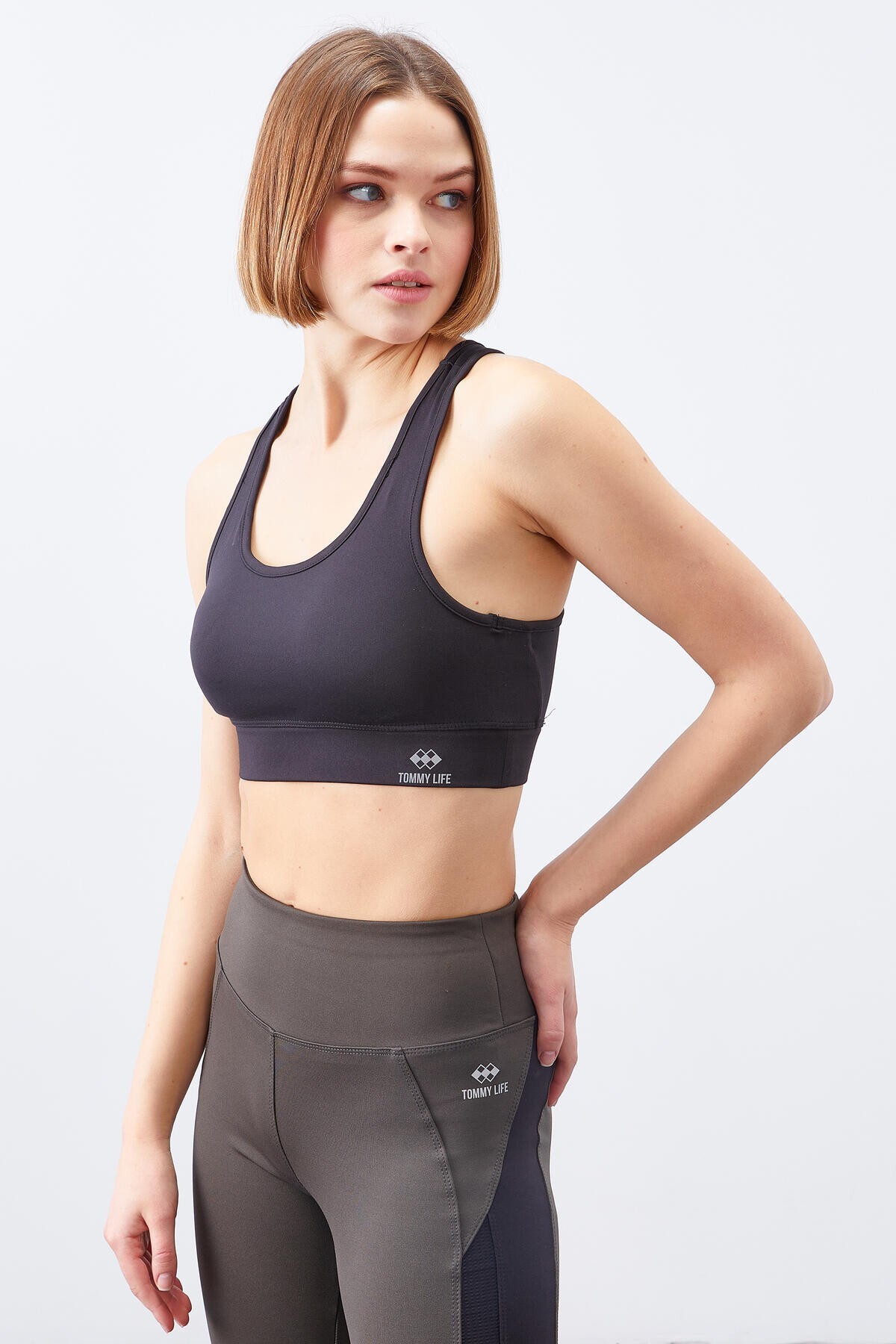 Women's Sports Bustier with Back Detailed Slim Fit U-Neck
