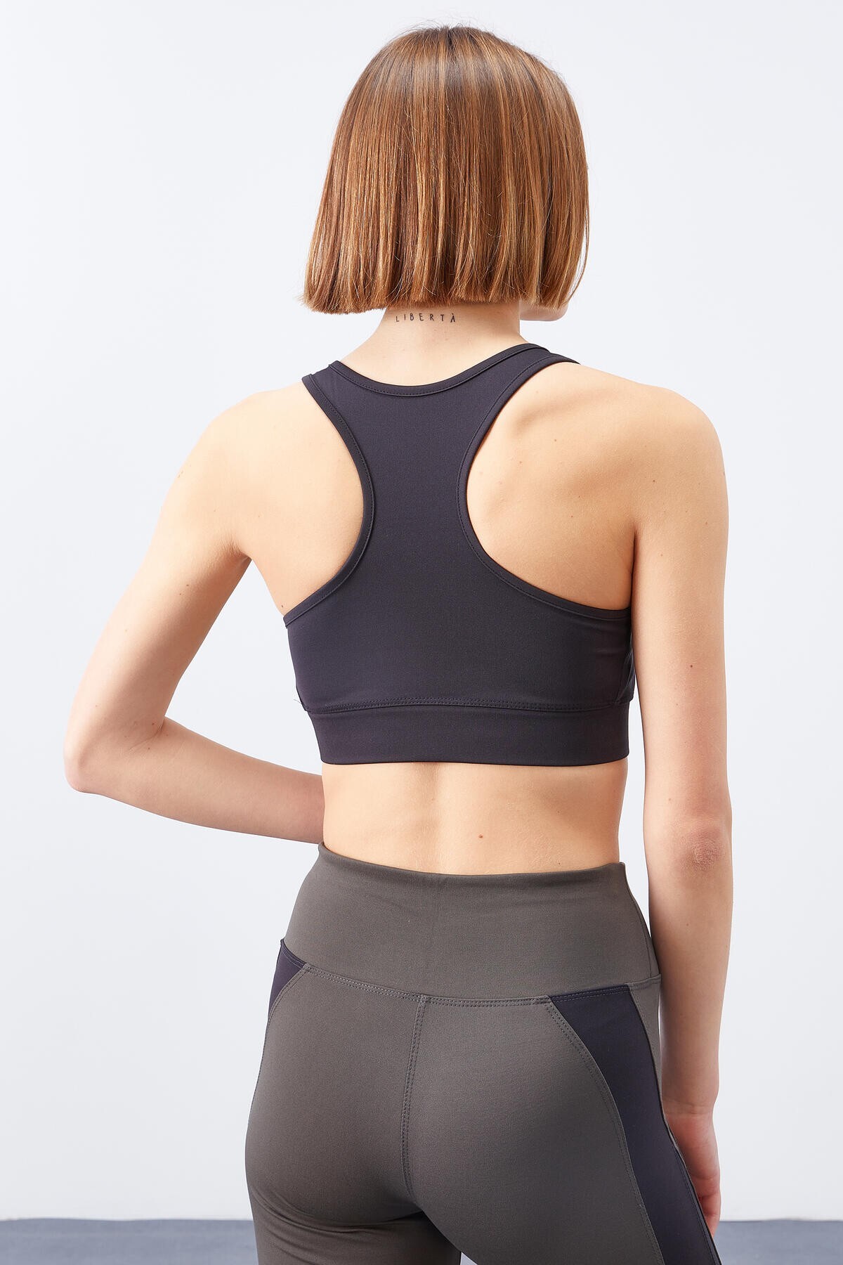 Women's Sports Bustier with Back Detailed Slim Fit U-Neck