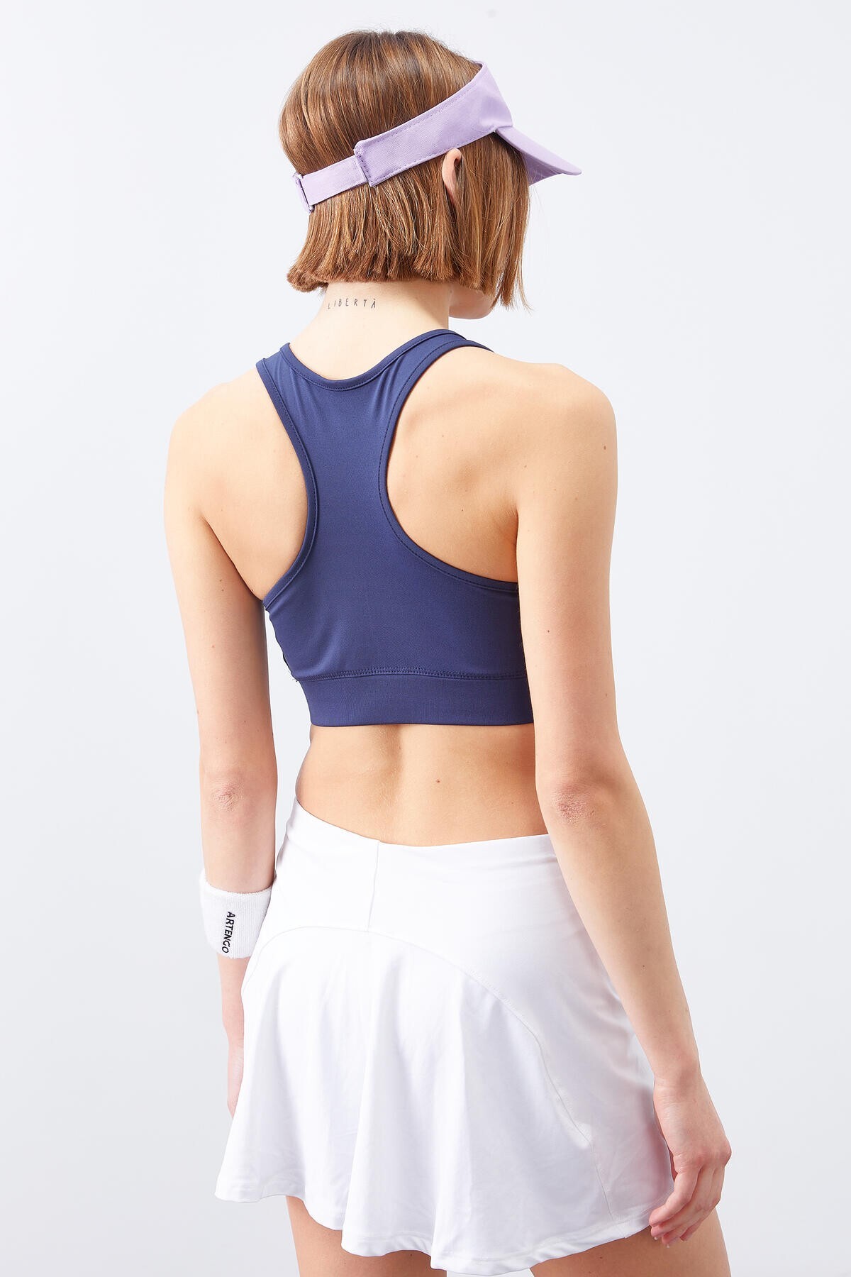Women's Sports Bustier with Back Detailed Slim Fit U-Neck