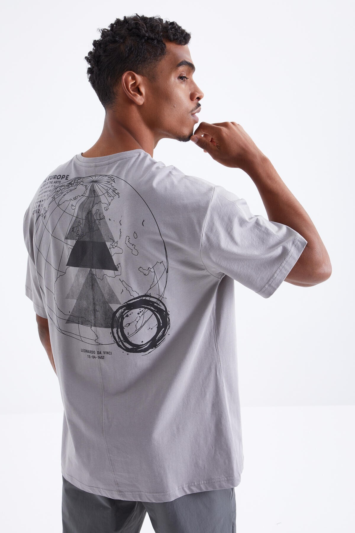 Tommy Life Men's Oversized T-Shirt