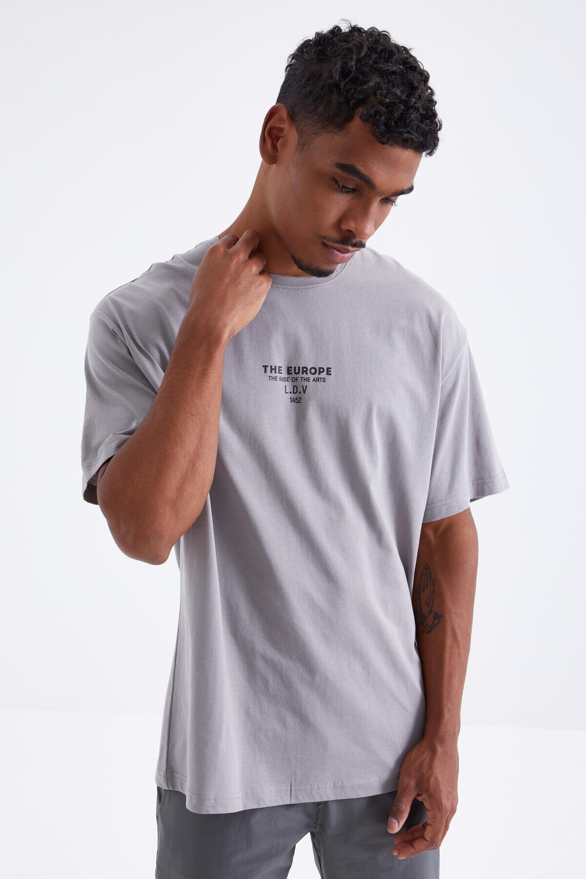 Tommy Life Men's Oversized T-Shirt