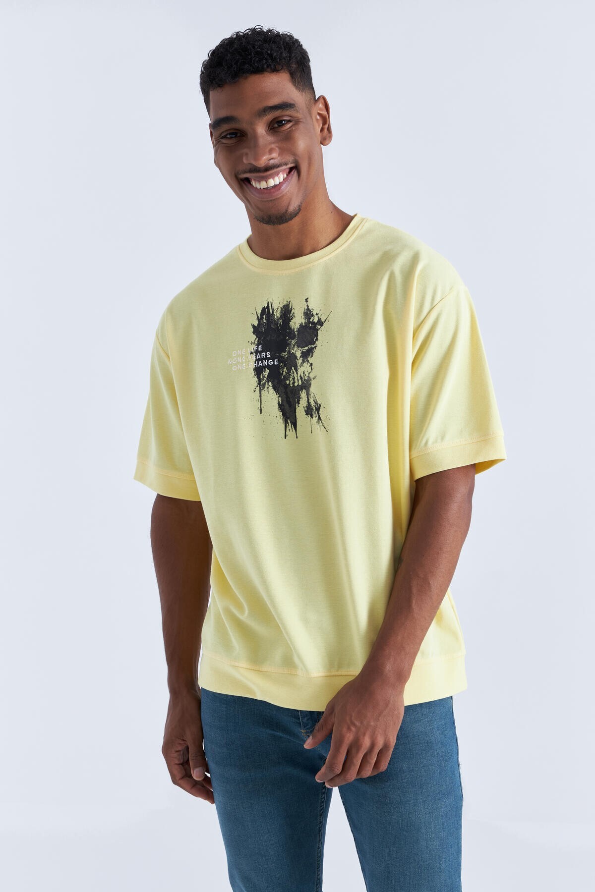 Tommy Life Men's Oversized T-Shirt