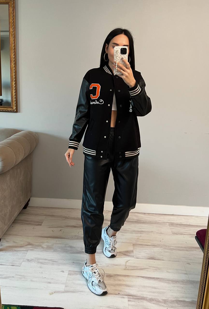 Women jacket with Leather sleeve