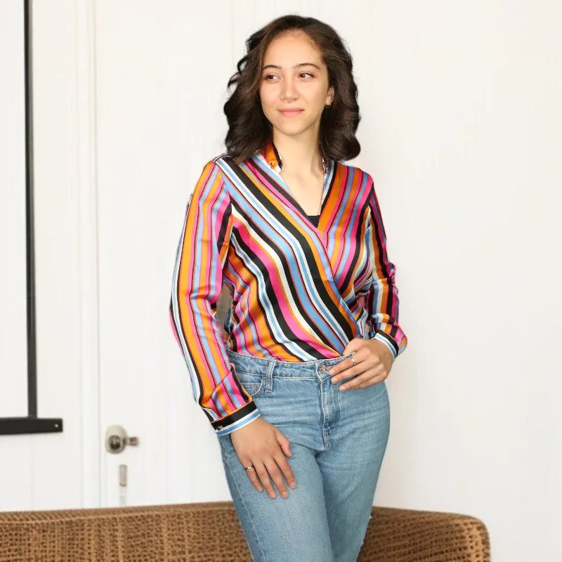 Women's V Neck Shirts