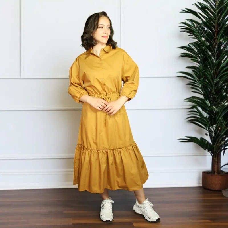 Button detailed midi dress