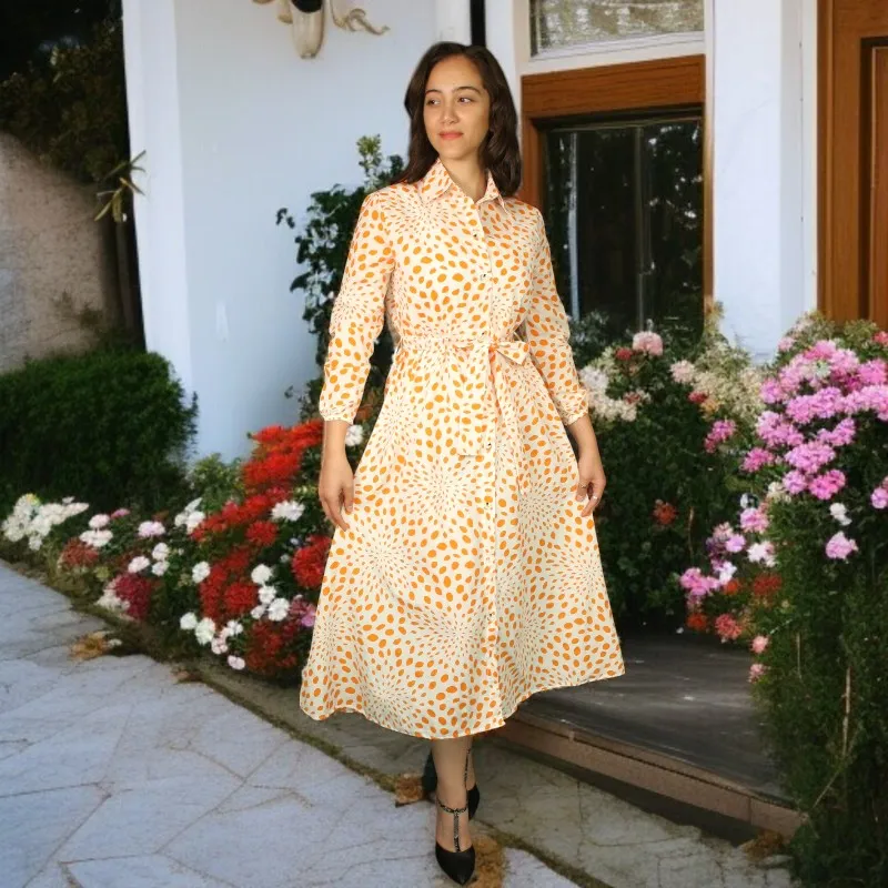 فستان نسائي