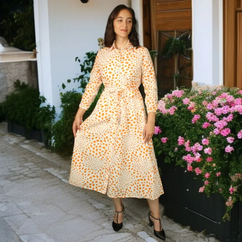 فستان نسائي