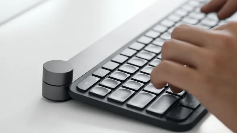 Logitech Craft Advanced Wireless Keyboard