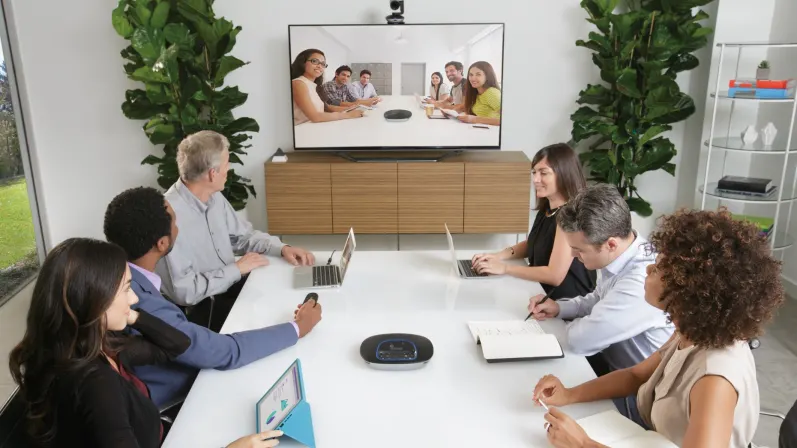Logitech Group HD Video and Audio Conferencing System for Big Meeting Rooms-CC3500e