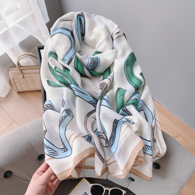 Woman's Viscose Scarf