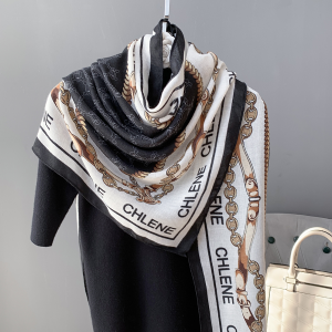 Woman's Viscose Scarf