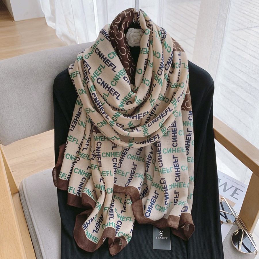Woman's Viscose Scarf