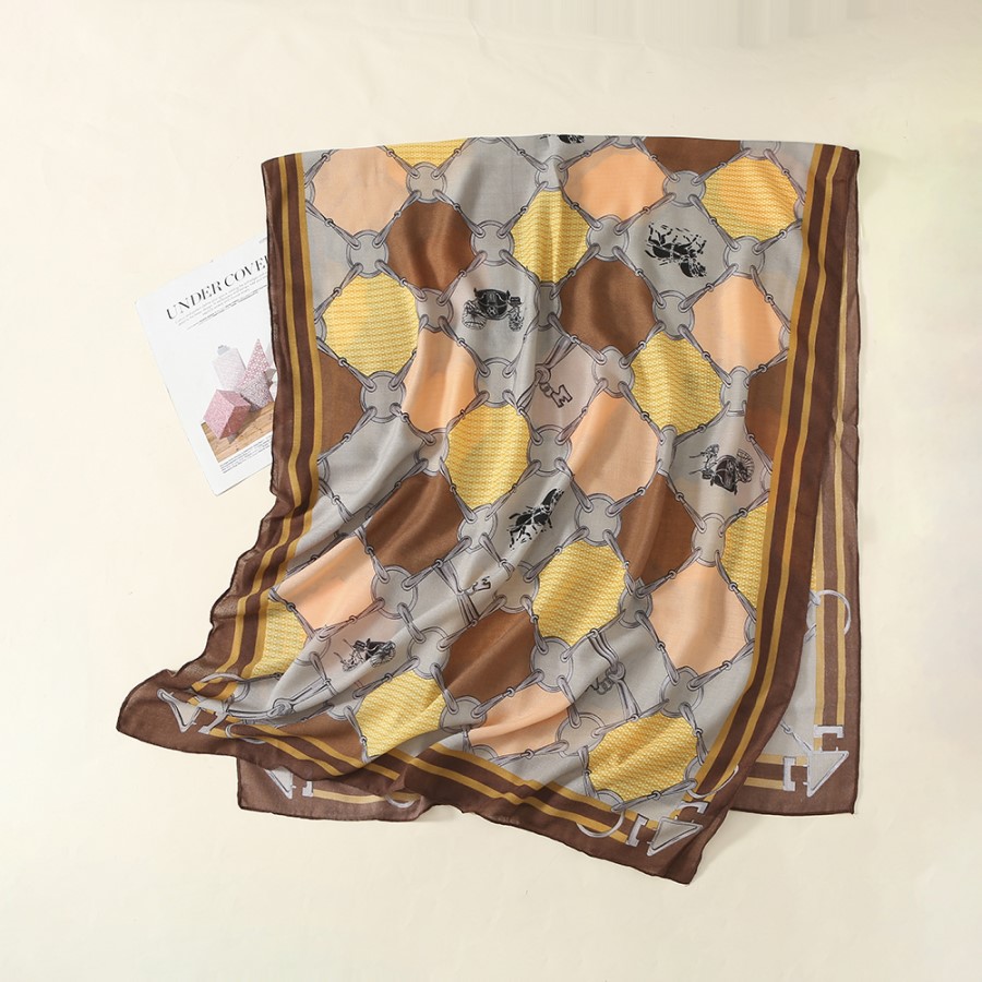Woman's Viscose Scarf