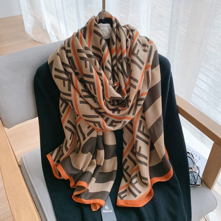 Woman's Viscose Scarf