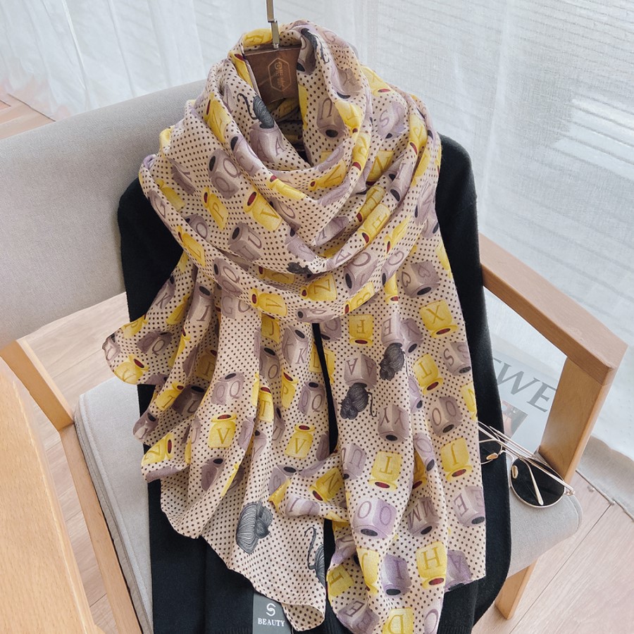 Woman's Viscose Scarf