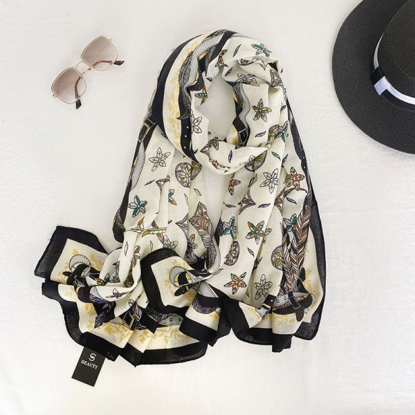 Woman's Viscose Scarf