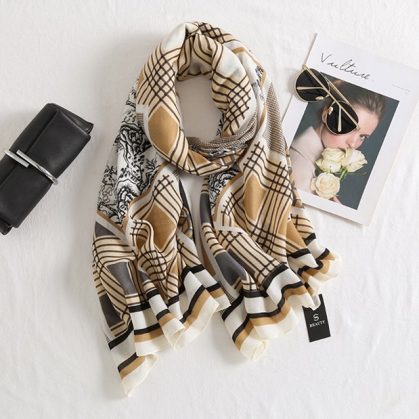 Woman's Viscose Scarf