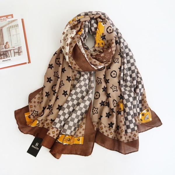 Woman's Viscose Scarf