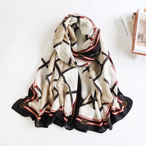 Woman's Viscose Scarf