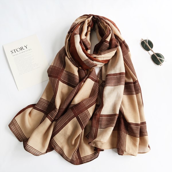 Woman's Viscose Scarf