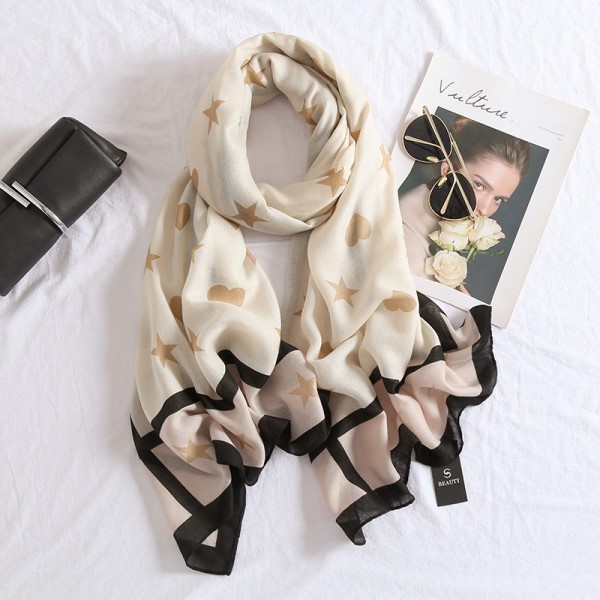 Woman's Viscose Scarf