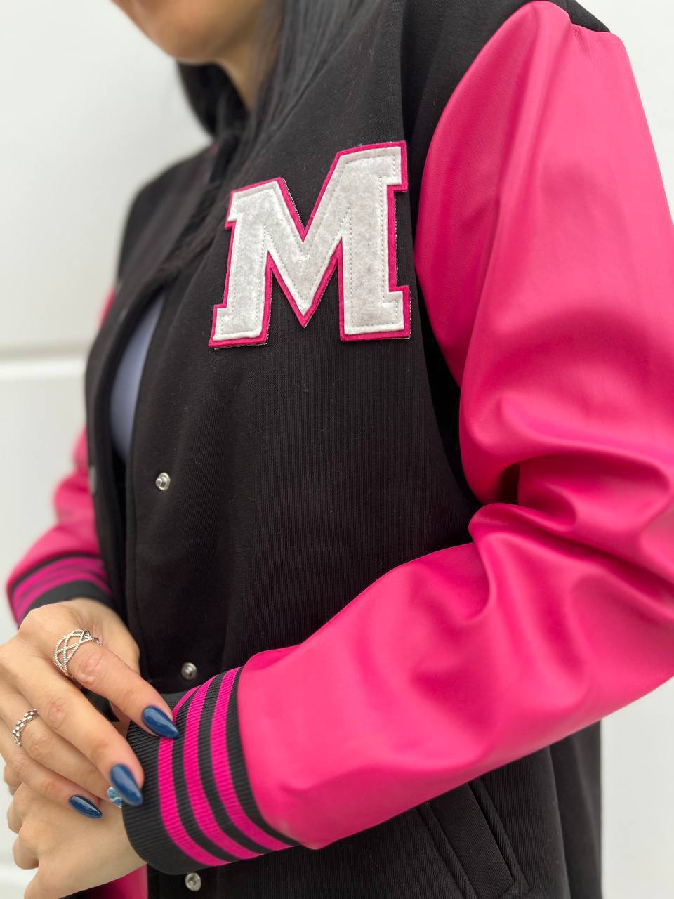 women's jacket with Leather sleeve