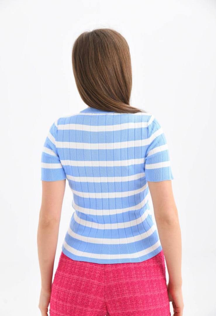 Women's short sleeve t-shirts