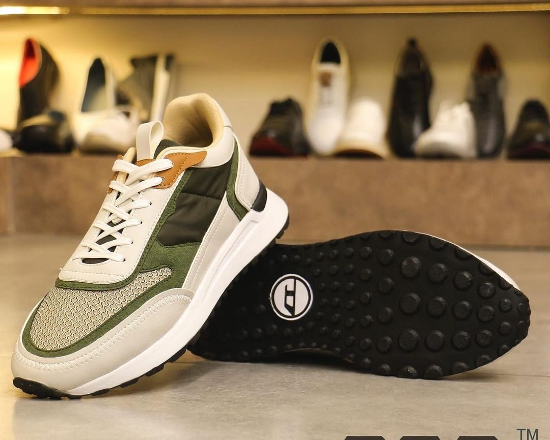 Men’s sneakers