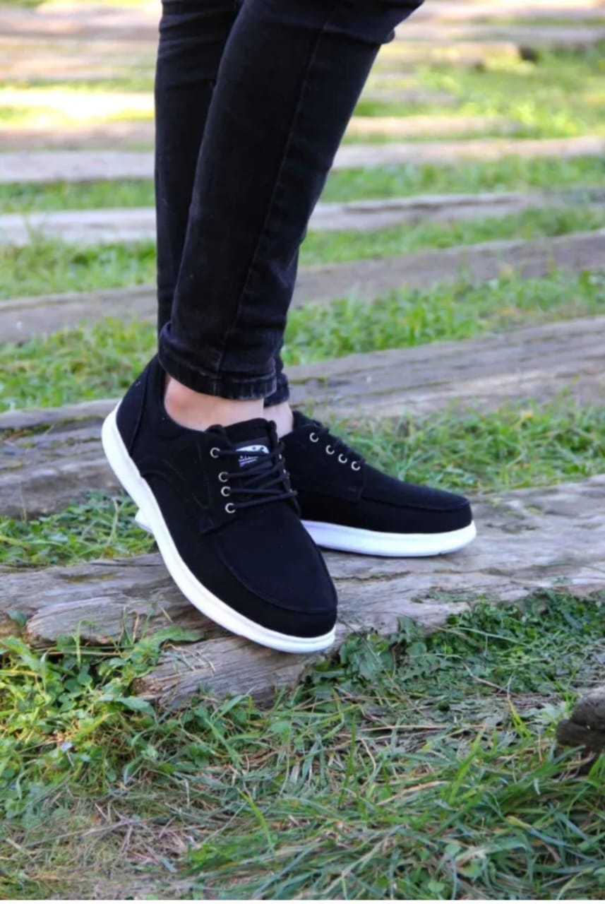 Men’s sneakers