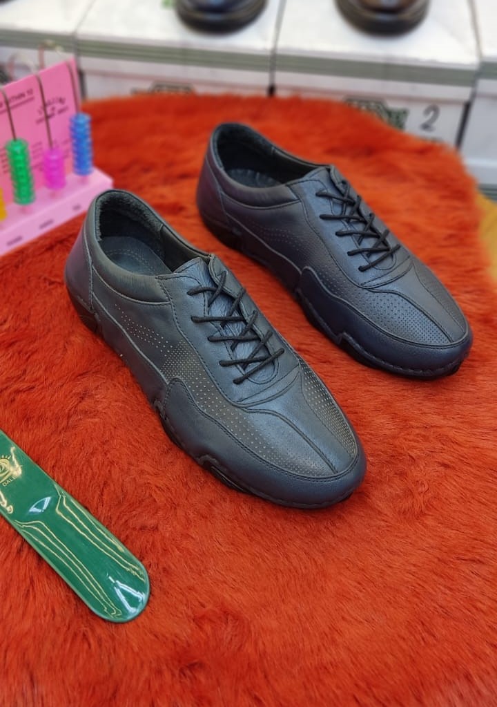 Men’s sneakers