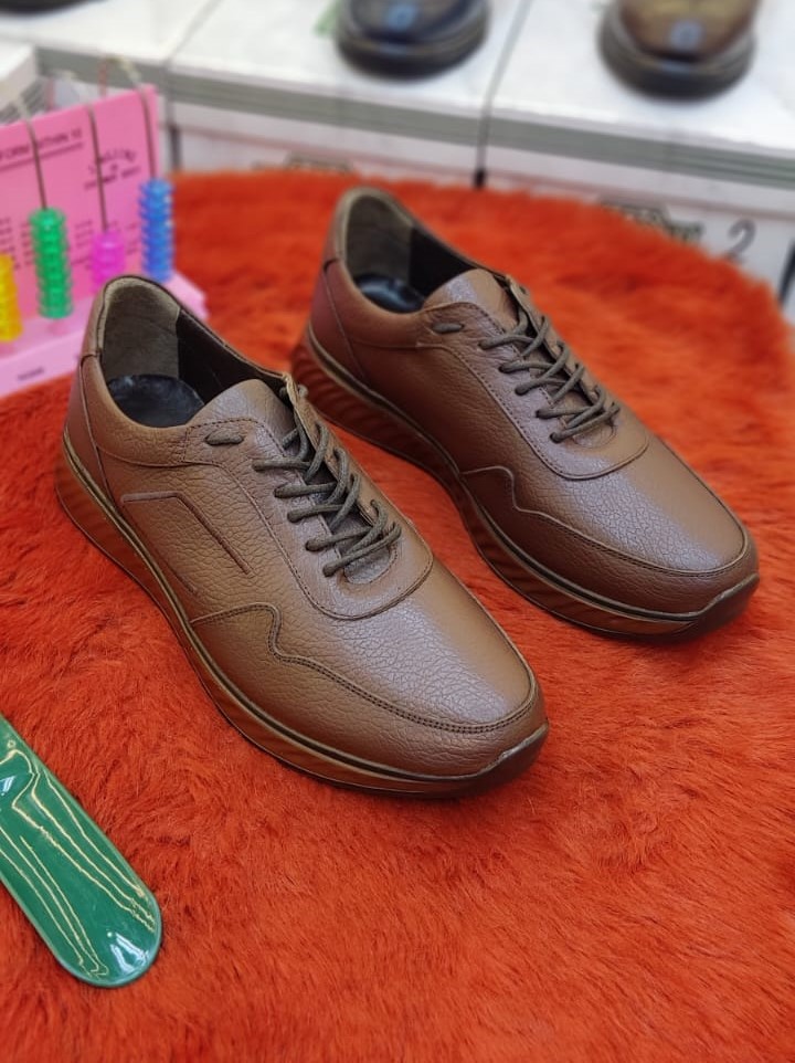 Men's Genuine Leather Casual Sneakers