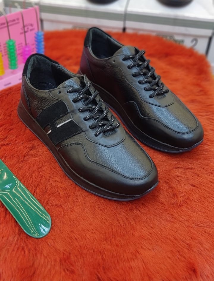 Men's Genuine Leather Casual Sneakers