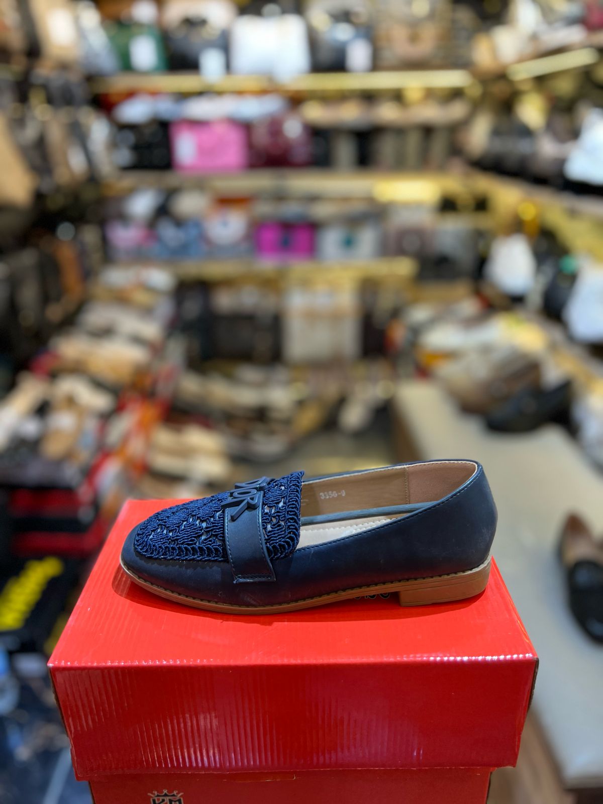 Women's shoes