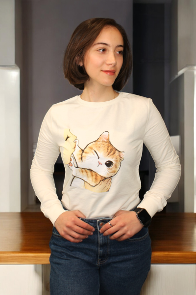 Woman's Sweatshirt