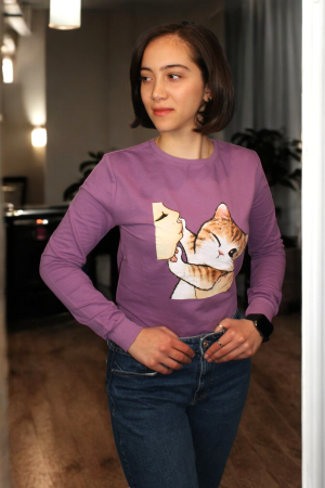 Woman's Sweatshirt
