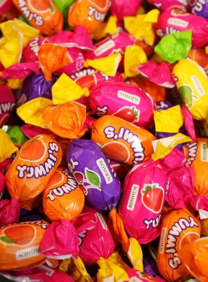 Fruit Flavored Chewable Candy Yummis Roshen