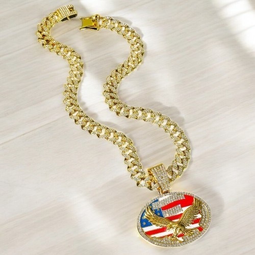 hip-hop gold necklace