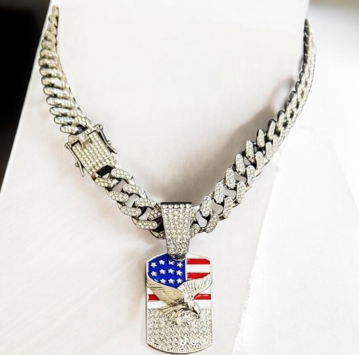 Hip-Hop gold necklace