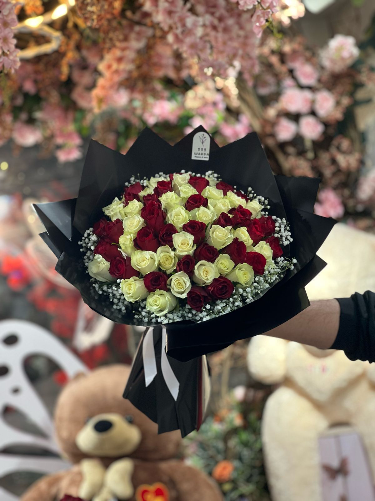 Red and white Roses Bouquet (Bunch of 50 Roses)