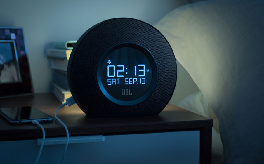 JBL Horizon Bluetooth Clock radio with USB Charging